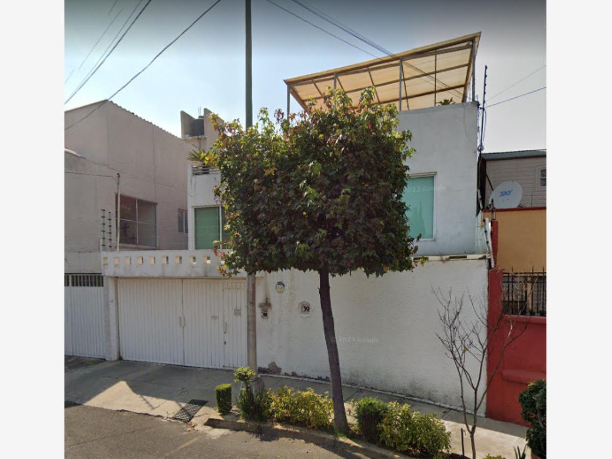 Casa en venta en El Rosedal, Coyoacán — foto 1 de 8