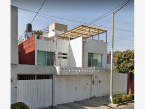 Casa en venta en El Rosedal, Coyoacán — foto 2 de 8
