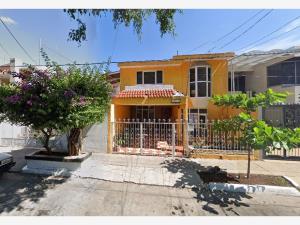Casa en venta en Jardines de la Paz, Guadalajara — foto 2 de 12