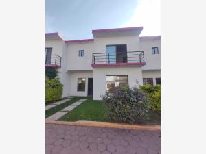 Casa en venta en Centro, Cuautla — foto 2 de 19