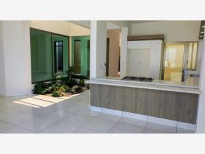 Casa en venta en Bosques Tres Marias, Morelia — foto 3 de 17