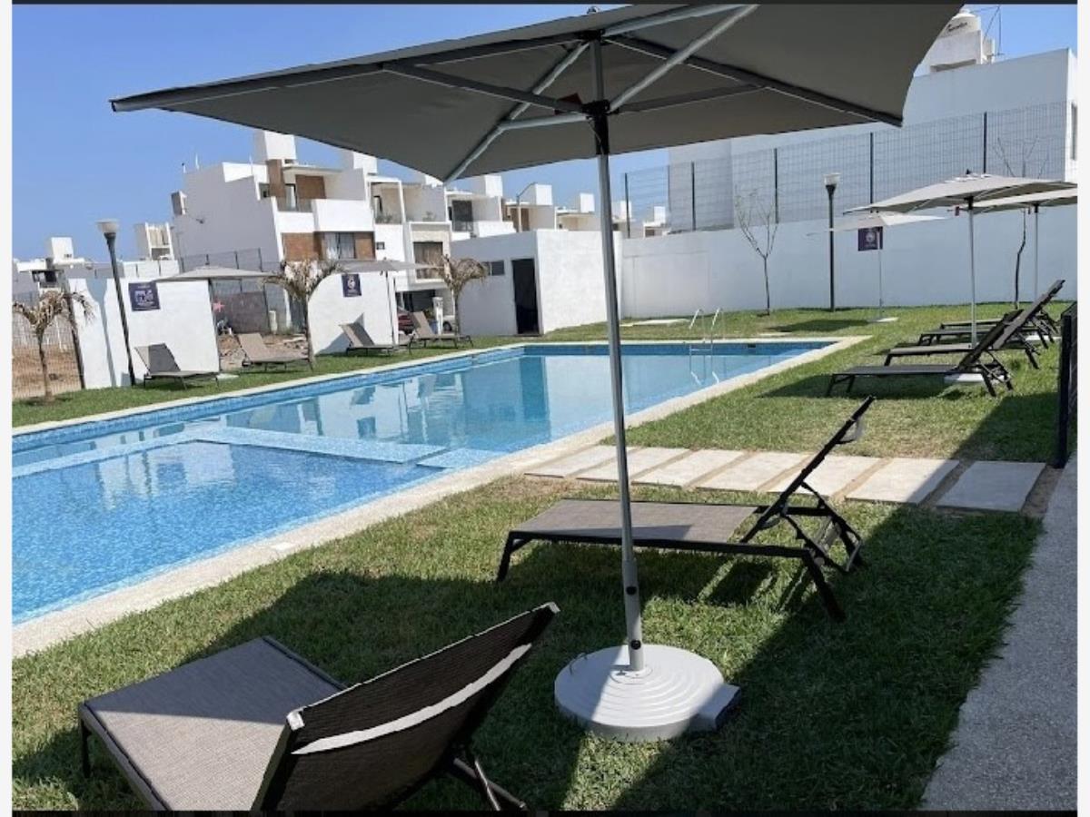Casa en venta en Cumbres Residencial, Boca del Río — foto 1 de 37