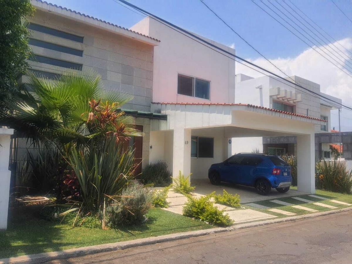 Casa en venta en Lomas de Cocoyoc, Atlatlahucan — foto 1 de 23