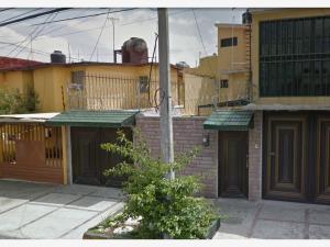 Casa en venta en Los Pirules, Tlalnepantla de Baz — foto 3 de 12