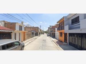 Casa en venta en Jardines de Jerez II, León — foto 2 de 5