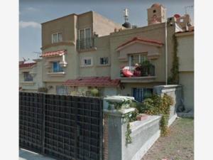 Casa en venta en Urbi Quinta Montecarlo, Cuautitlán Izcalli — foto 2 de 5