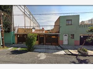 Casa en venta en Claveria, Azcapotzalco — foto 2 de 13