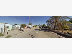 Casa en venta en Jacarandas, Navojoa — foto 3 de 5