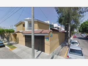 Casa en venta en La Calma, Zapopan — foto 2 de 13