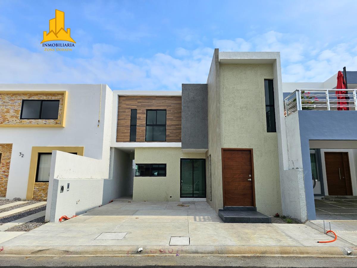 Casa en venta en Lomas de la Rioja, Alvarado — foto 1 de 19