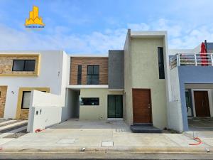 Casa en venta en Lomas de la Rioja, Alvarado, Veracruz de Ignacio de la Llave Casa en venta en Lomas de la Rioja, Alvarado, Veracruz de Ignacio de la Llave