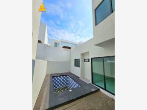 Casa en venta en Lomas de la Rioja, Alvarado — foto 2 de 19