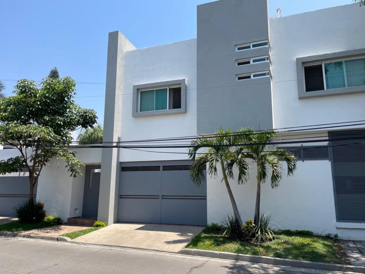 Casa en venta en Las Fincas, Jiutepec — foto 1 de 38