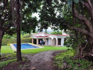 Casa en venta en Lomas de Cocoyoc, Atlatlahucan — foto 2 de 21