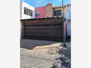 Casa en venta en Jardines de Bugambilias, Villa de Álvarez — foto 2 de 20