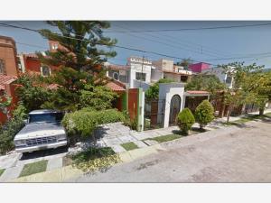 Casa en venta en Las Aralias, Puerto Vallarta — foto 2 de 10