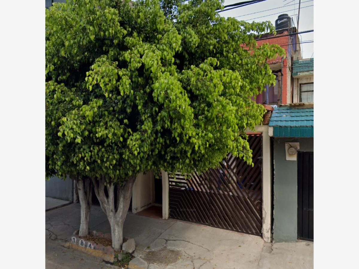 Casa en venta en Valle de Aragon, Nezahualcóyotl — foto 1 de 19