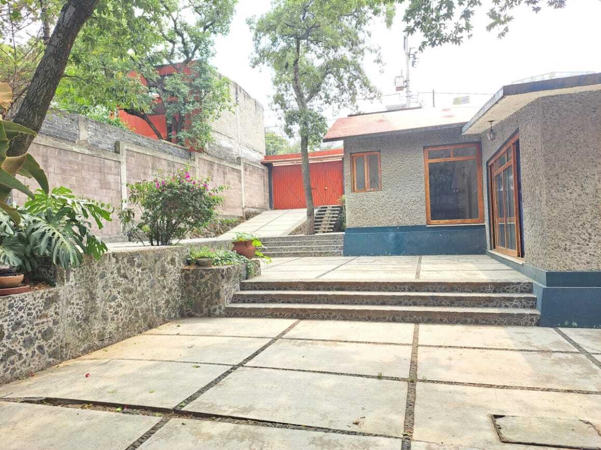 Casa en venta en Heroes de Padierna, Tlalpan — foto 1 de 10