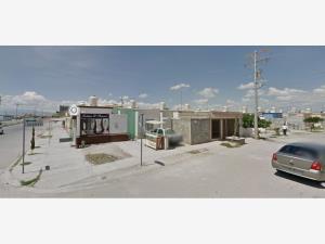 Casa en Jardines Universidad, Torreón, Coahuila de Zaragoza
