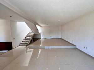 Casa en venta en La Venta del Astillero, Zapopan — foto 2 de 14