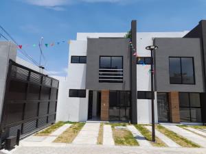 Casa en San Isidro Castillotla, Puebla, Puebla