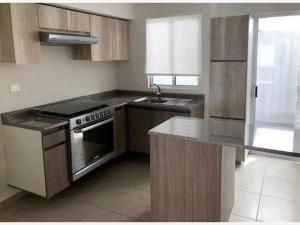 Casa en renta en San Francisco Ocotlán (Ocotlán), Coronango — foto 2 de 30