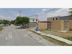 Casa en venta en José Luis Lozano, Cadereyta Jiménez — foto 3 de 11