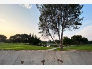 Terreno en venta en Nogalar del Campestre, Saltillo — foto 3 de 6