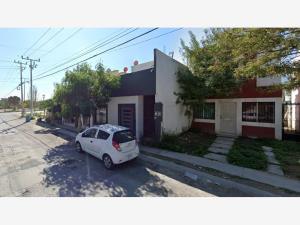 Casa en venta en Misión San Juan, García — foto 2 de 9