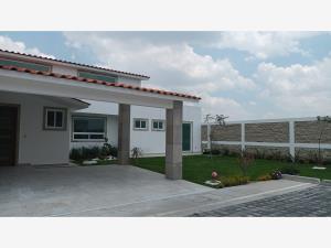 Casa en venta en Santa Maria Magdalena Ocotitlan, Metepec, México