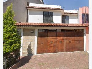 Casa en Constitucion de 1917, Iztapalapa, Ciudad de México