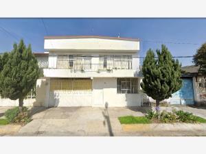 Casa en venta en Unidad Victoria, Toluca — foto 2 de 9