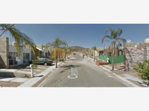 Casa en venta en Privada Residencial Real del Monte, Uriangato — foto 2 de 5
