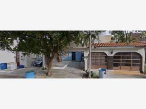 Casa en venta en Villas de la Hacienda, Juárez, Nuevo León