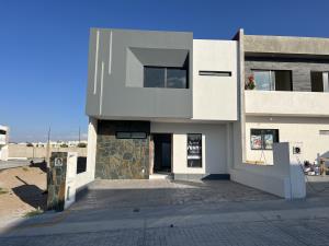 Casa en Capital Sur, El Marqués, Querétaro