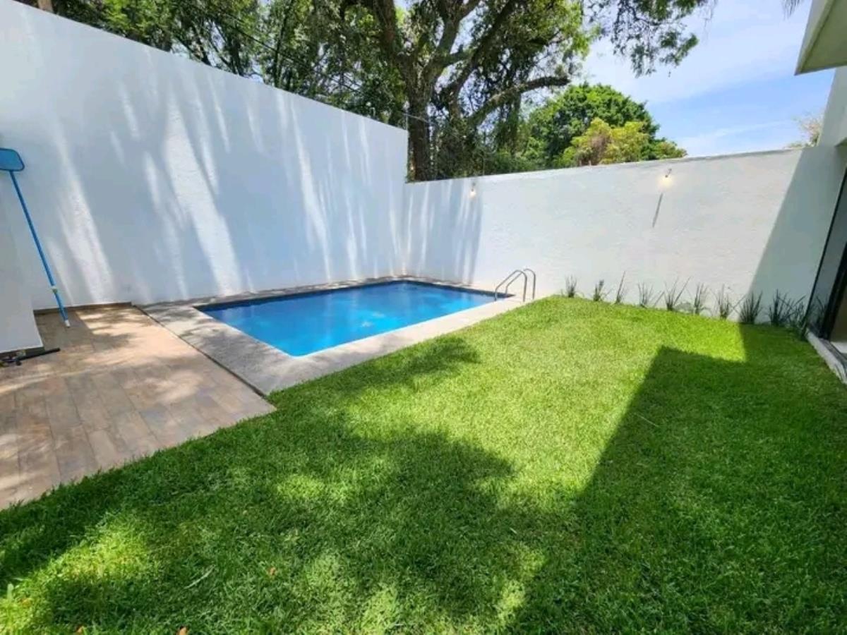 Casa en venta en Lomas de la Selva, Cuernavaca — foto 1 de 34