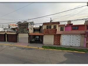 Casa en venta en Bosques de Aragon, Nezahualcóyotl — foto 2 de 12