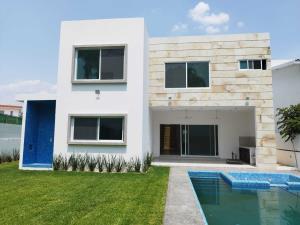 Casa en venta en Lomas de Cocoyoc, Atlatlahucan — foto 2 de 25