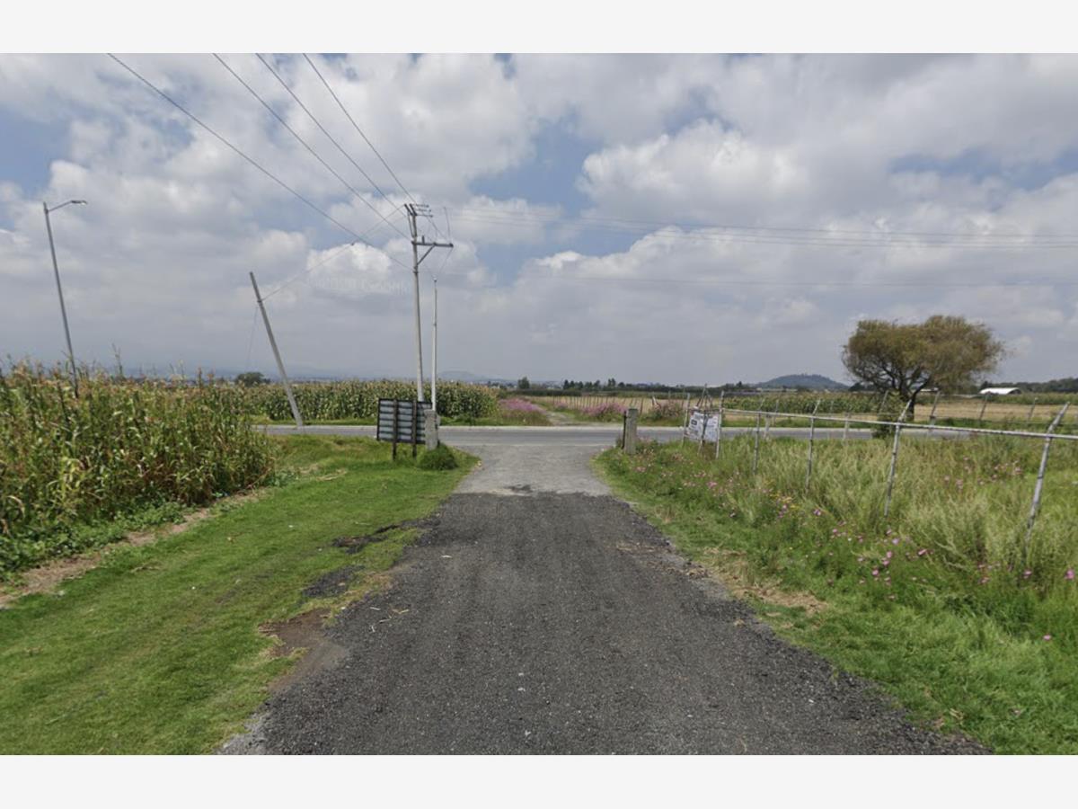 Terreno en venta en San Miguel Totocuitlapilco, Metepec — foto 1 de 3