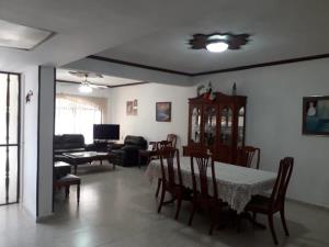 Casa en venta en Ampliación los Ángeles, Torreón — foto 3 de 16