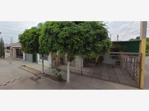 Casa en venta en FOVISSSTE Abelardo de La Torre, Culiacán — foto 2 de 9