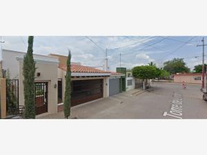 Casa en venta en FOVISSSTE Abelardo de La Torre, Culiacán — foto 3 de 9