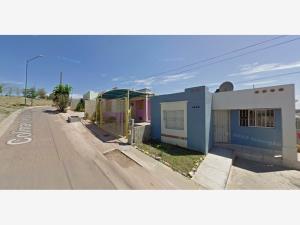 Casa en venta en Lomas de San Isidro, Culiacán — foto 2 de 9
