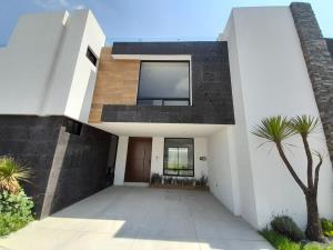 Casa en venta en Santa Clara Ocoyucan, Ocoyucan, Puebla Casa en venta en Santa Clara Ocoyucan, Ocoyucan, Puebla