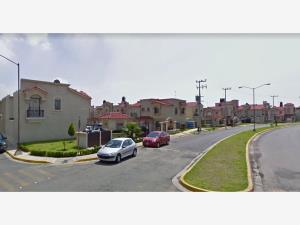Casa en venta en Urbi Quinta Montecarlo, Cuautitlán Izcalli — foto 3 de 16