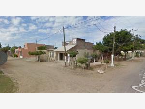 Casa en venta en Petatlan, Guasave — foto 2 de 9