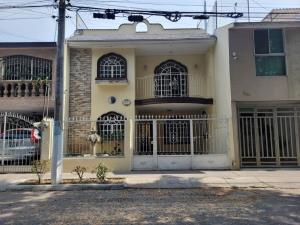 Casa en venta en Jardines de la Paz, Guadalajara, Jalisco Casa en venta en Jardines de la Paz, Guadalajara, Jalisco