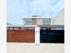 Casa en venta en Venustiano Carranza, Boca del Río, Veracruz de Ignacio de la Llave