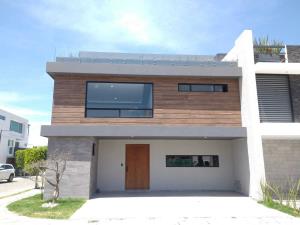 Casa en venta en Lomas de Angelópolis II, San Andrés Cholula, Puebla