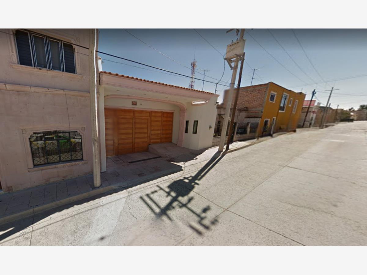 Casa en venta en San Miguel El Alto Centro, San Miguel El Alto — foto 1 de 10